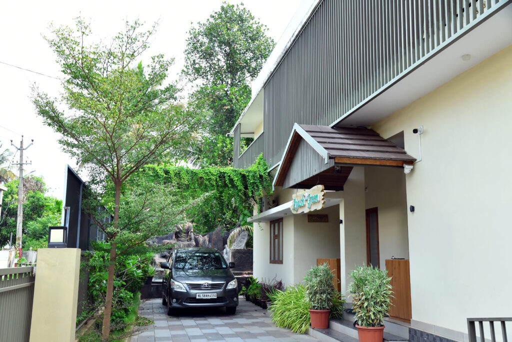 outer-area-with-car-parking-space